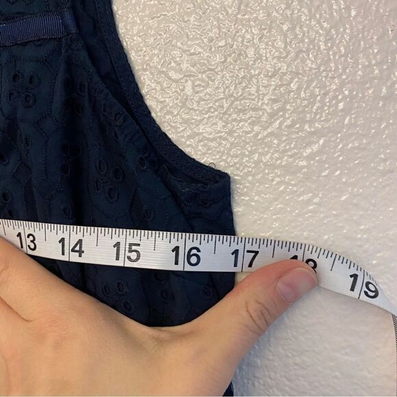 Banana Republic Sleeveless Eyelet Shift Dress Navy blue- Size 10 - Picture 7 of 13